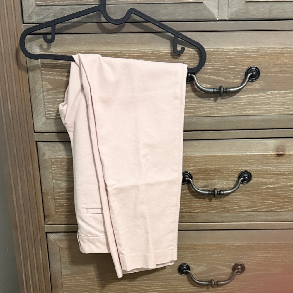 Liz Claiborne Pink Cropped Pants
